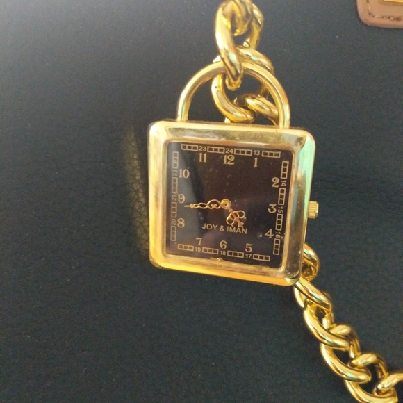 Joy & Iman Top Handle Pebble Bag Satchel Handbag /Charm - Picture 3 of 12